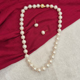 Exclusive Statment Pearls Necklace
