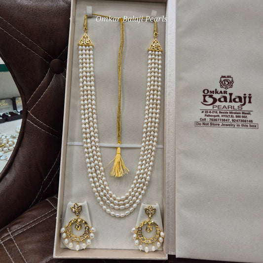 4 Layer White Pearls Necklace