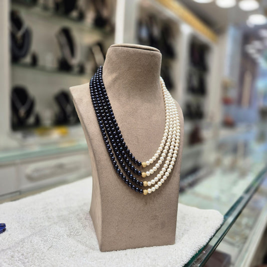 Black & White Royal PIece