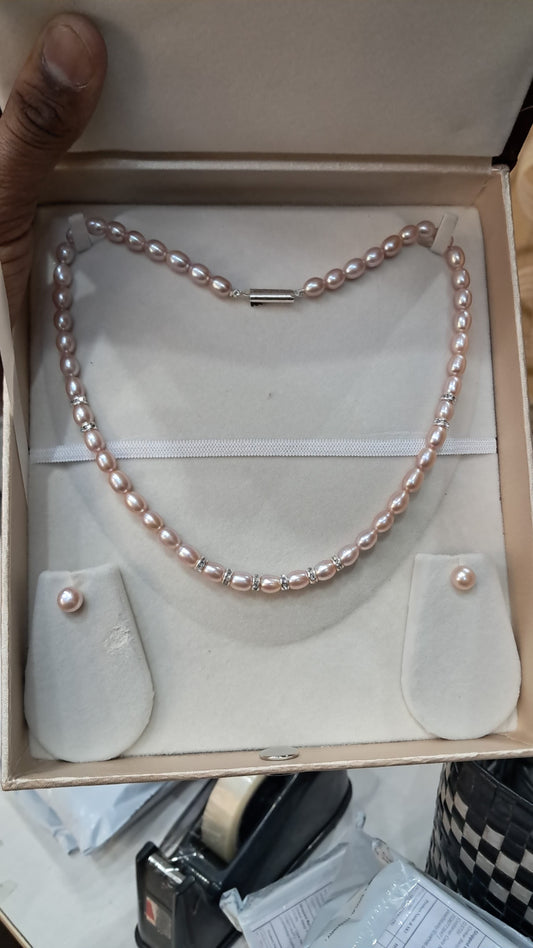 Natural Pink Oval Pearls set