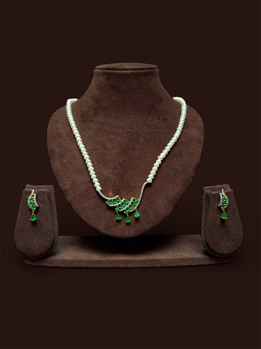 Mangal Sutra Pattern exclusive Green