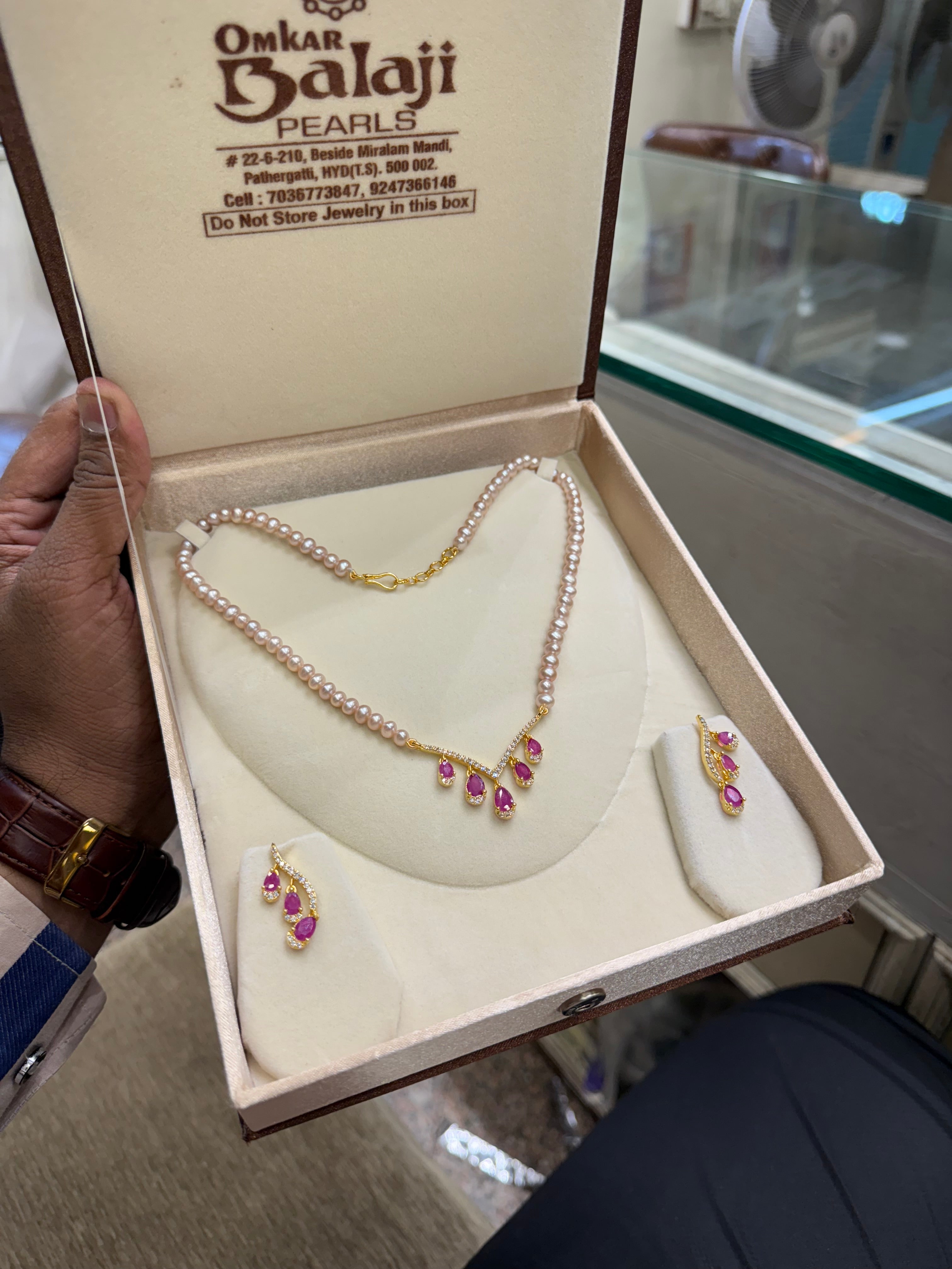 Trending Red Set Of Real Pearls