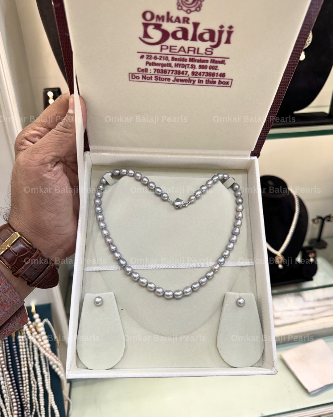 Ash Grey Pearls Set (Oval Shape)