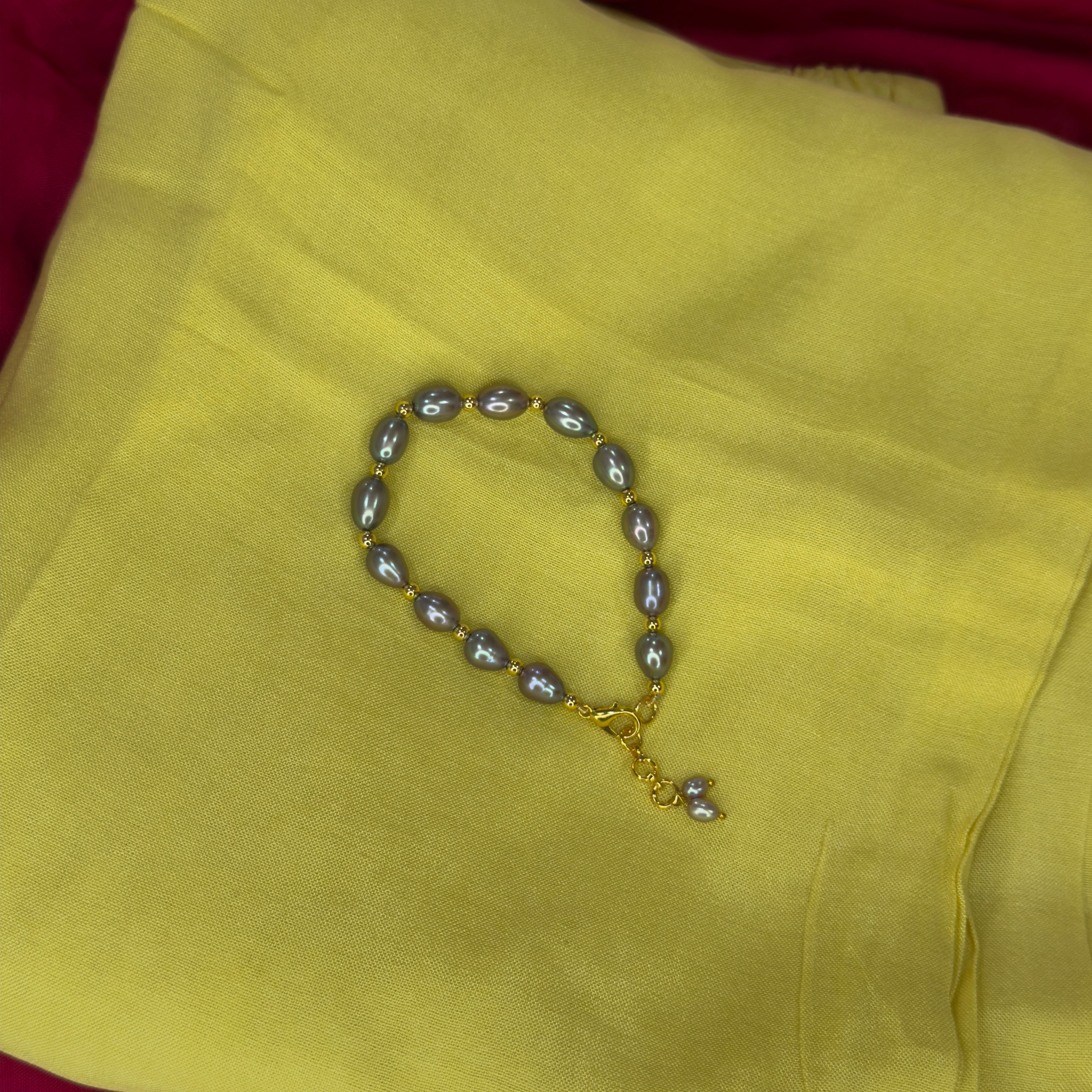 Rare Greyish Green color Single Layer Braclet