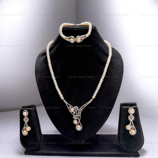 Exclusive Single Layer Pearls Set With Bracelet