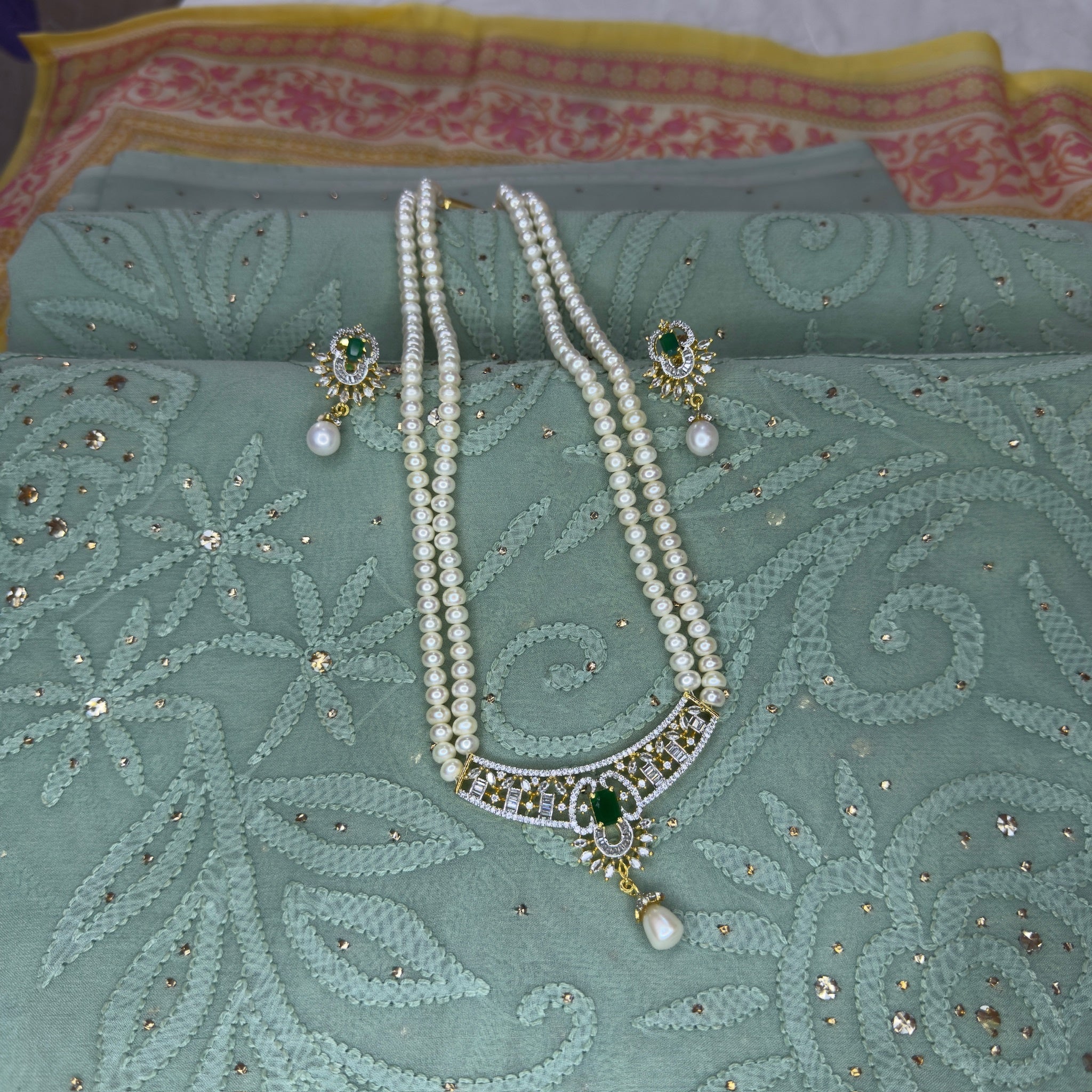 Royal Pearls 2 layer Green Set