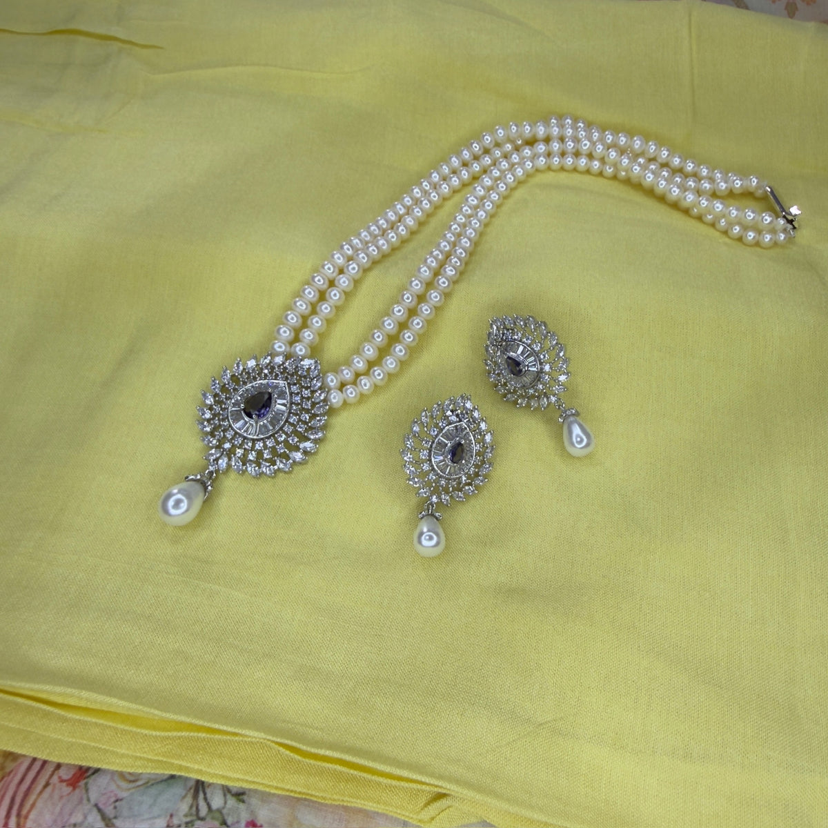 Amytrhist Color 2 Layer Pearls Set