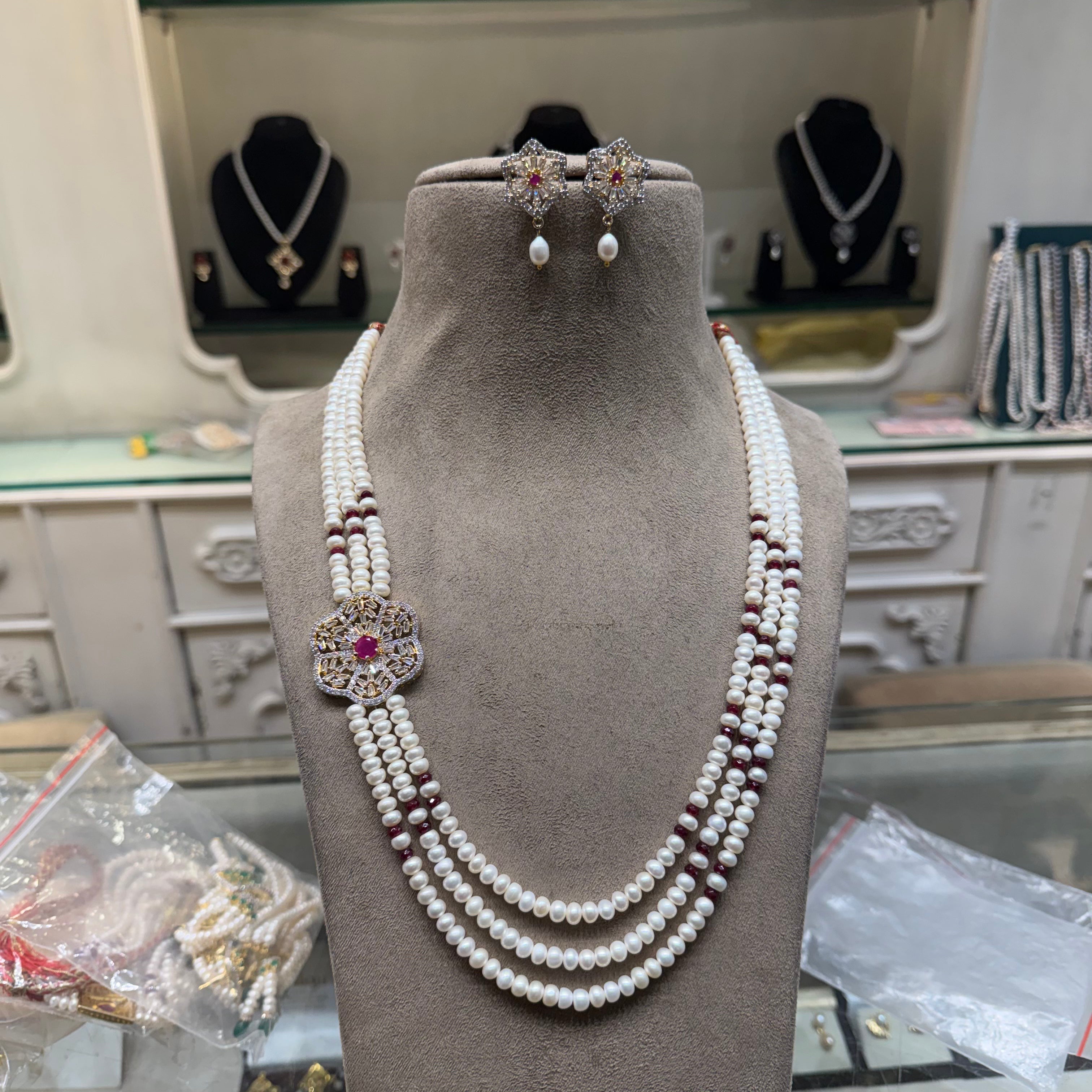 Royal Flower 3 Layer Red Side piece