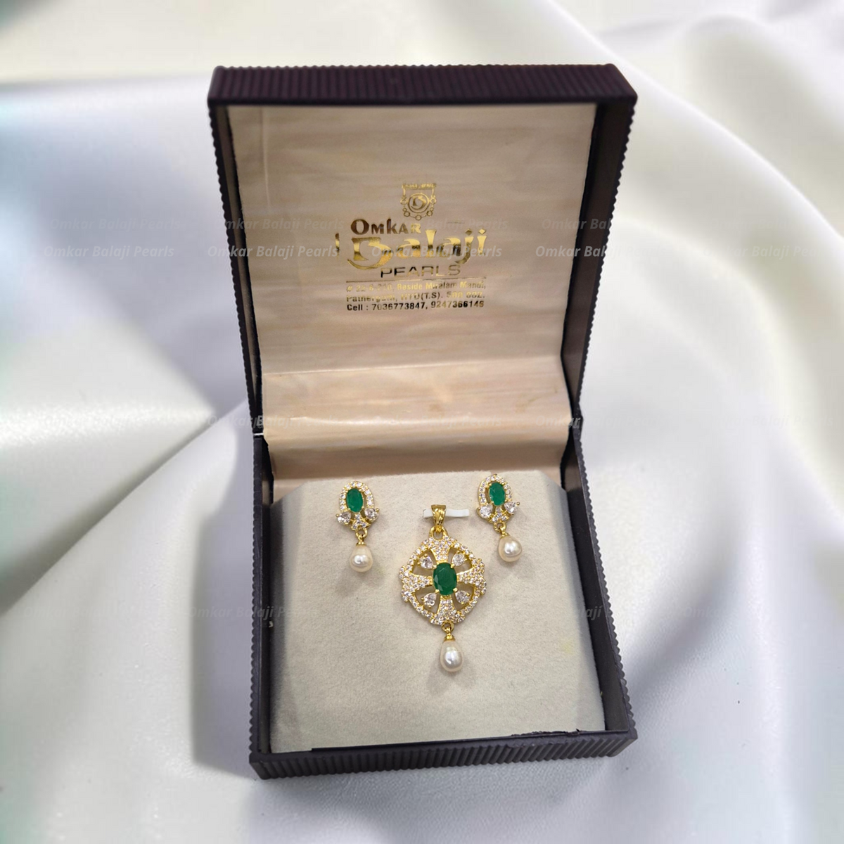 Rakhi Sale Locket Set #G44