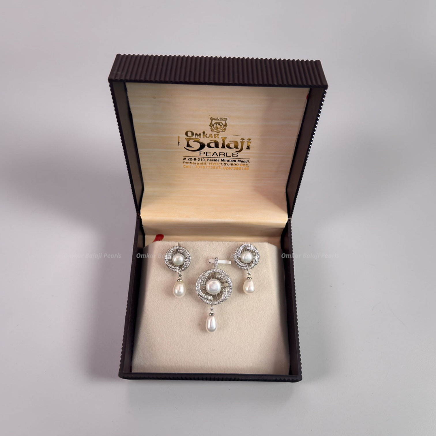 Silver Finish Locket & earrings