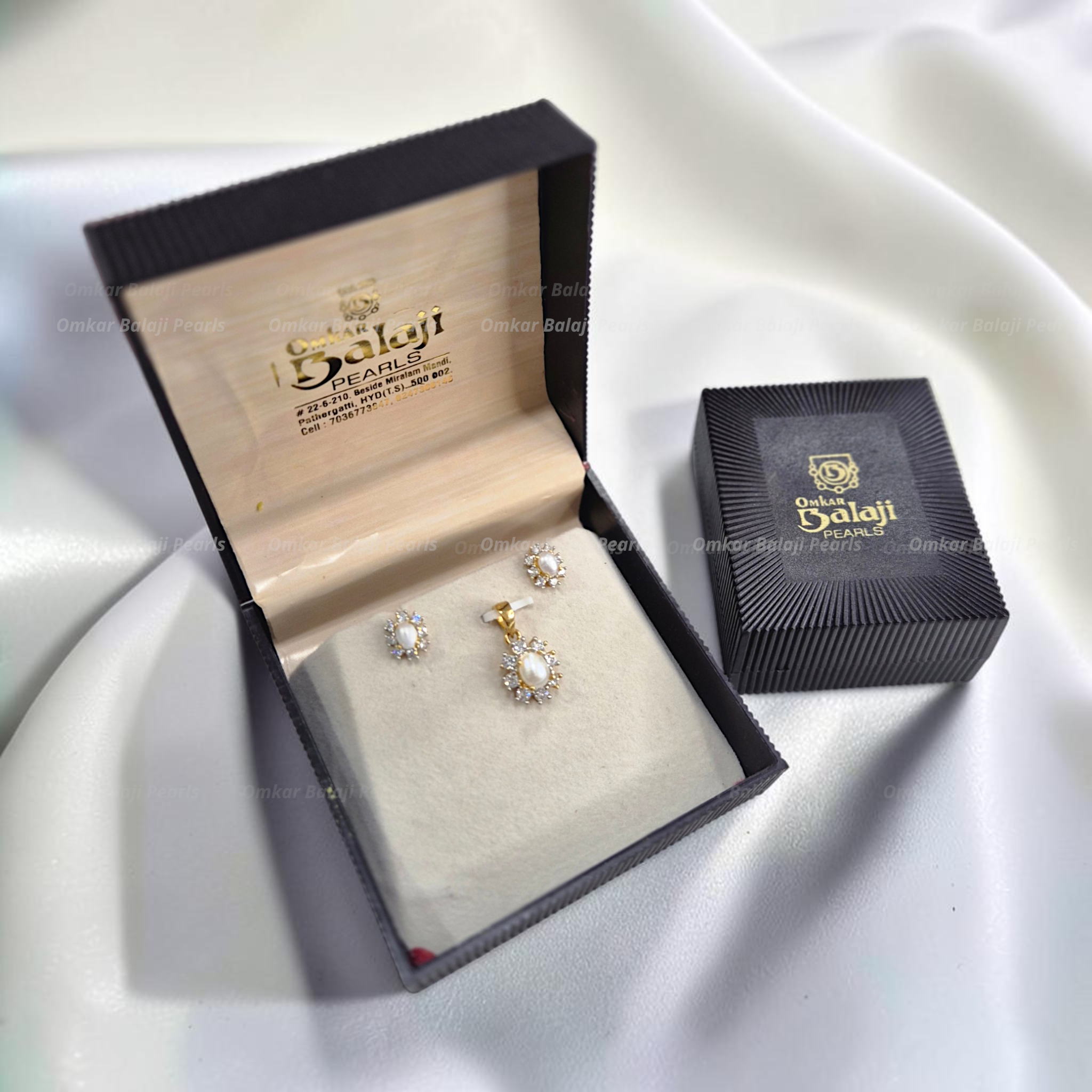 Rakhi Sale Locket Set #G52
