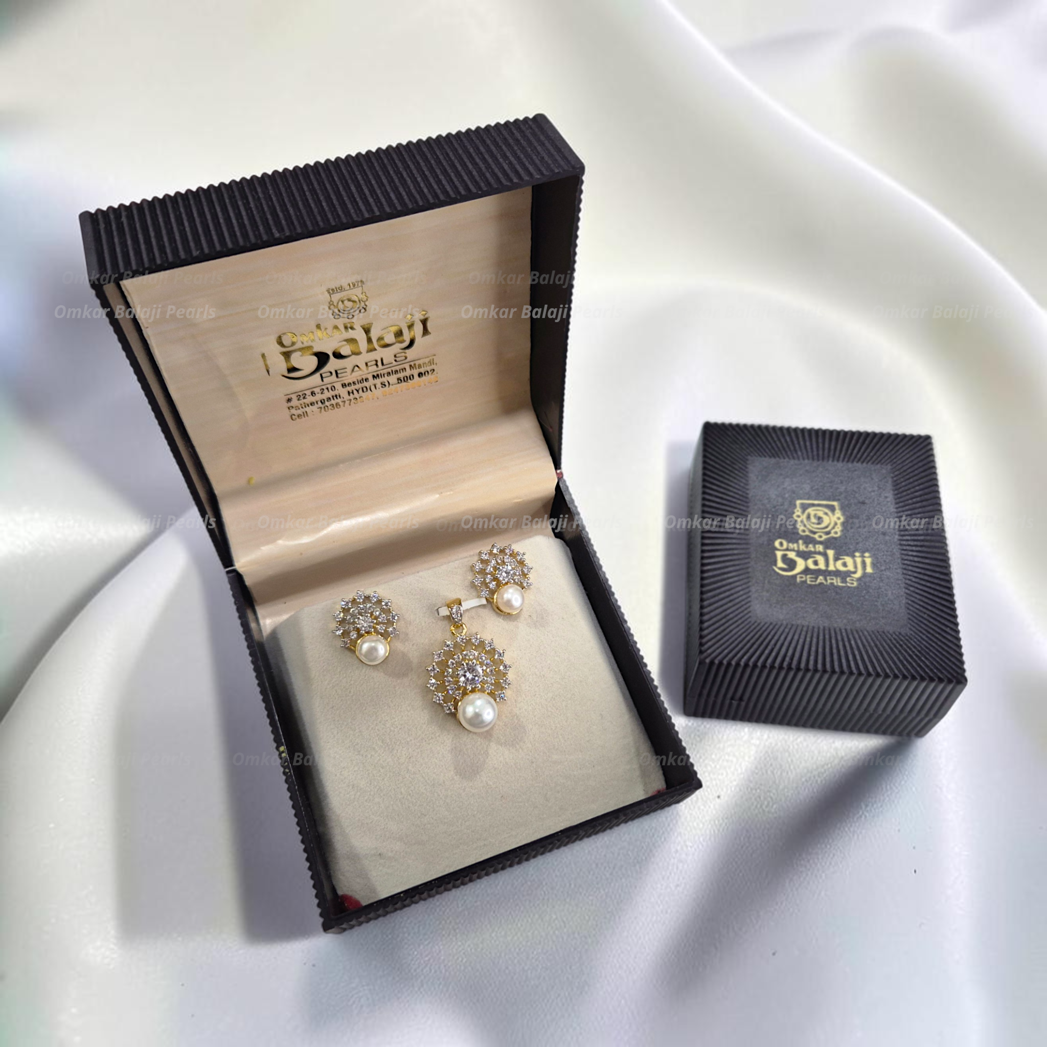 Rakhi Sale Locket Set #G51