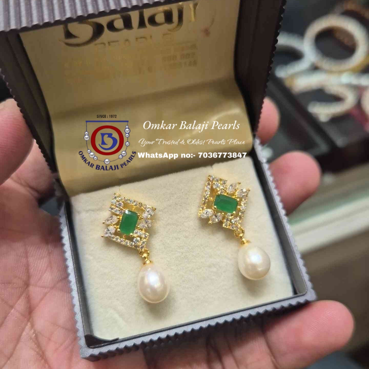 Pearls Earrings [ Green ]