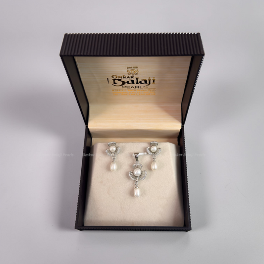 Silver Finish Locket & earrings