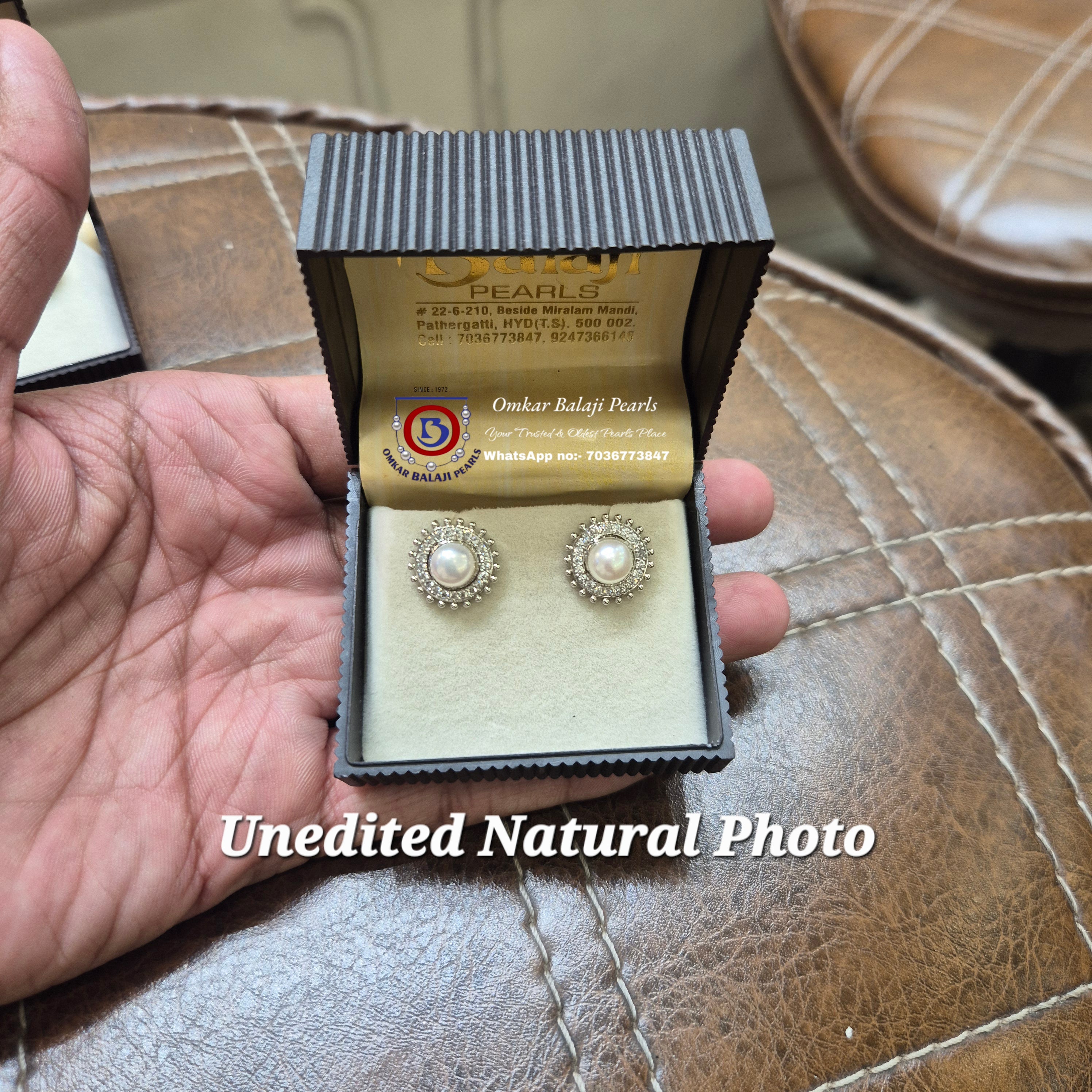 Royal Round Studs 🔥