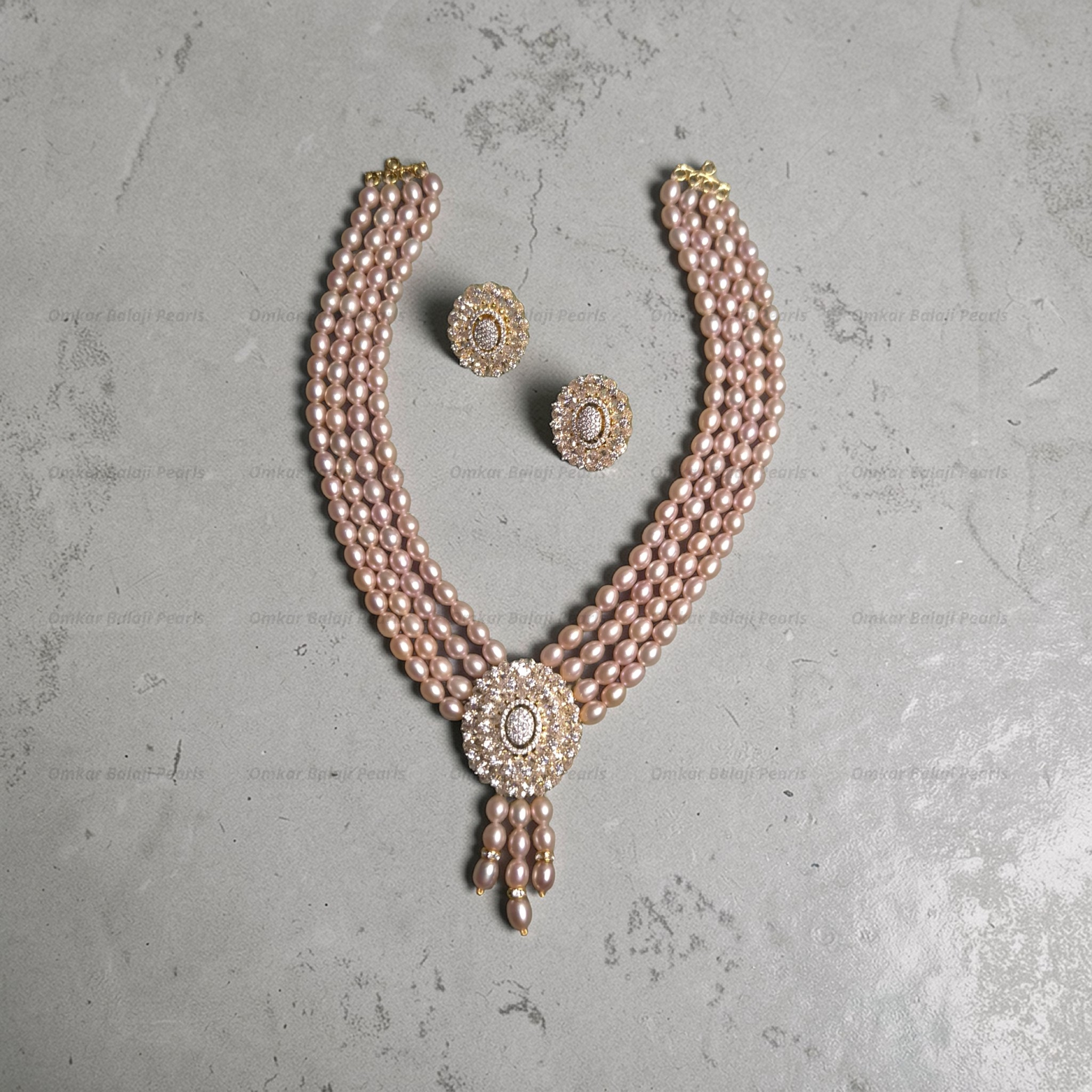 Pink Pearls Royal Mini Necklace 🔥