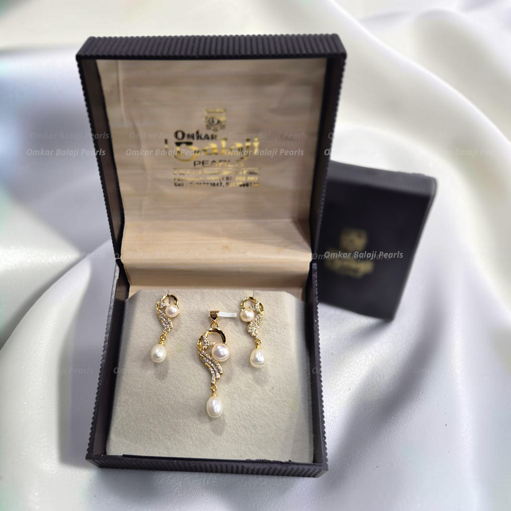 Rakhi Sale Locket Set #G35