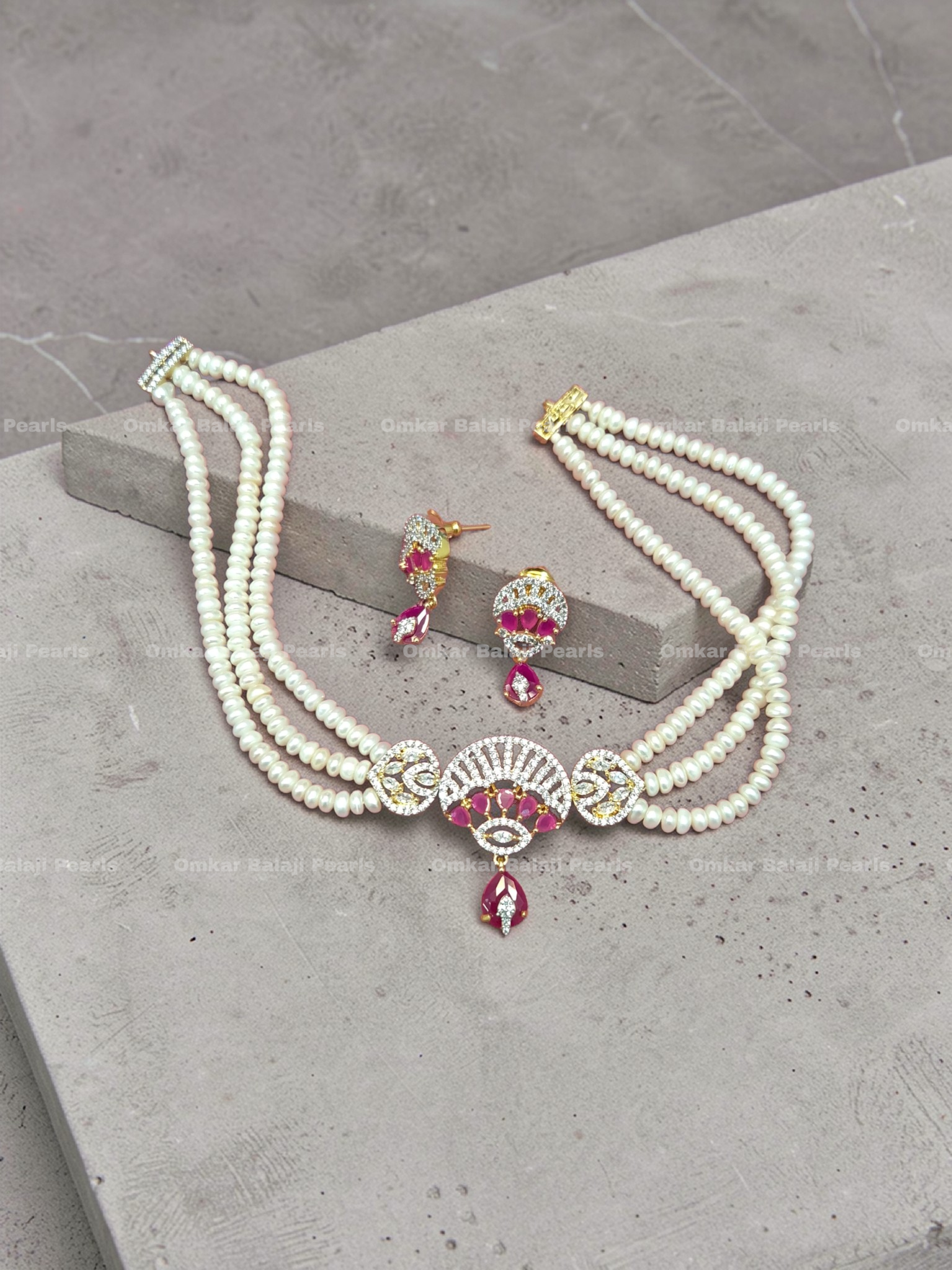 Exclusive Choker 3 layered