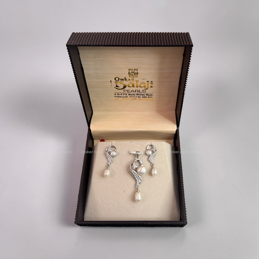 Silver Finish Locket & earrings