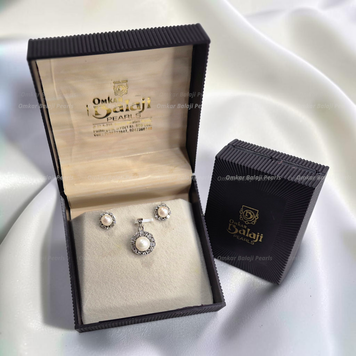 Rakhi Sale Locket Set #S35