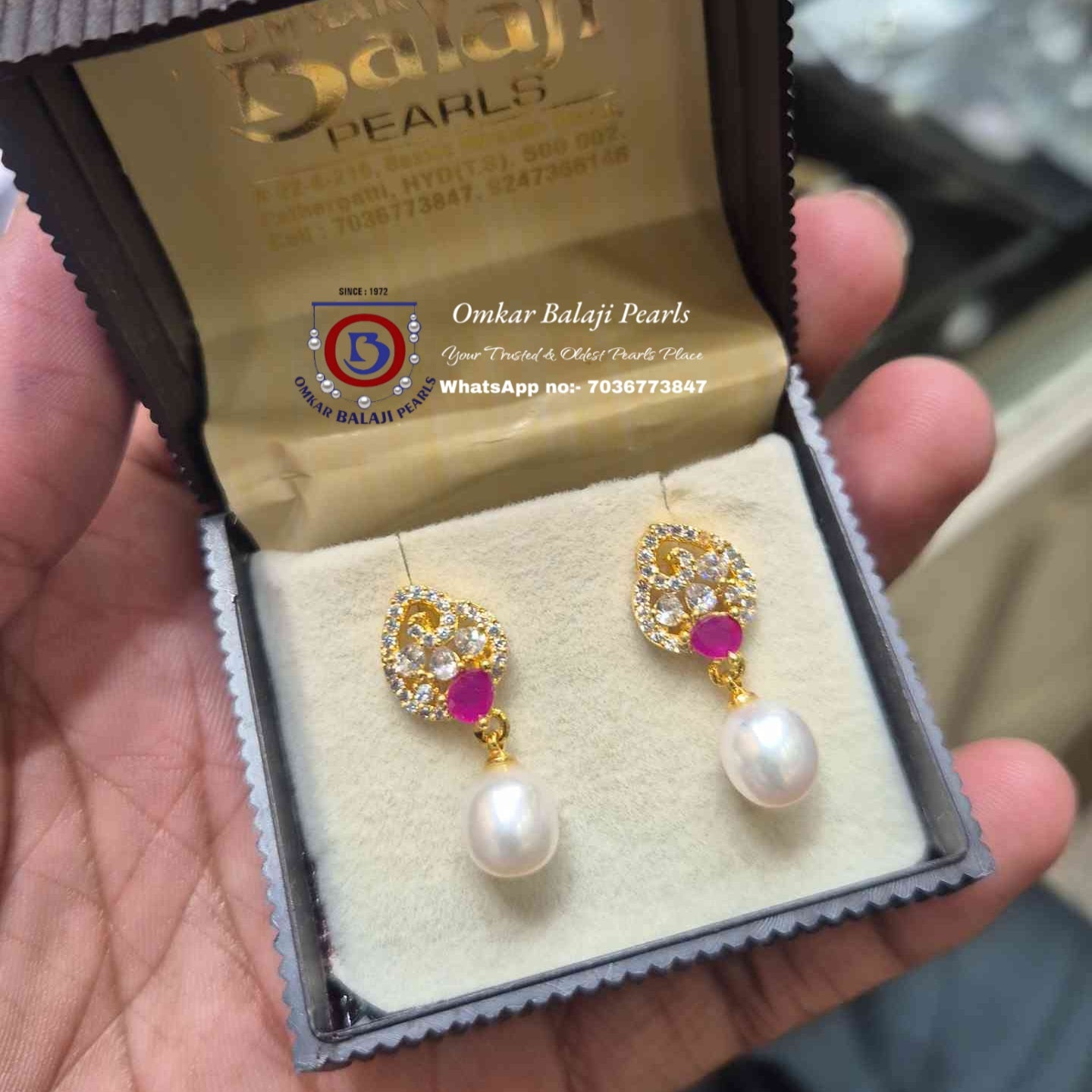 Pearls Earrings [ white ]