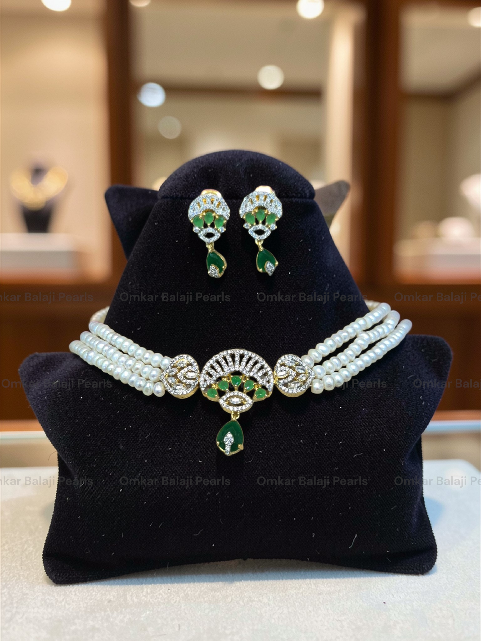 Exclusive Choker 3 layered Green