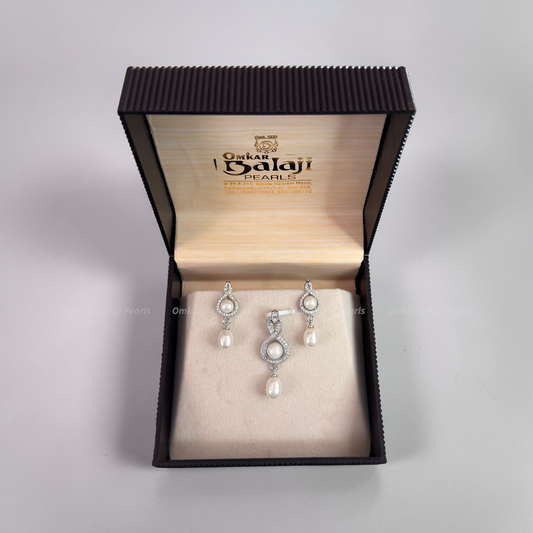 Silver Finish Locket & earrings