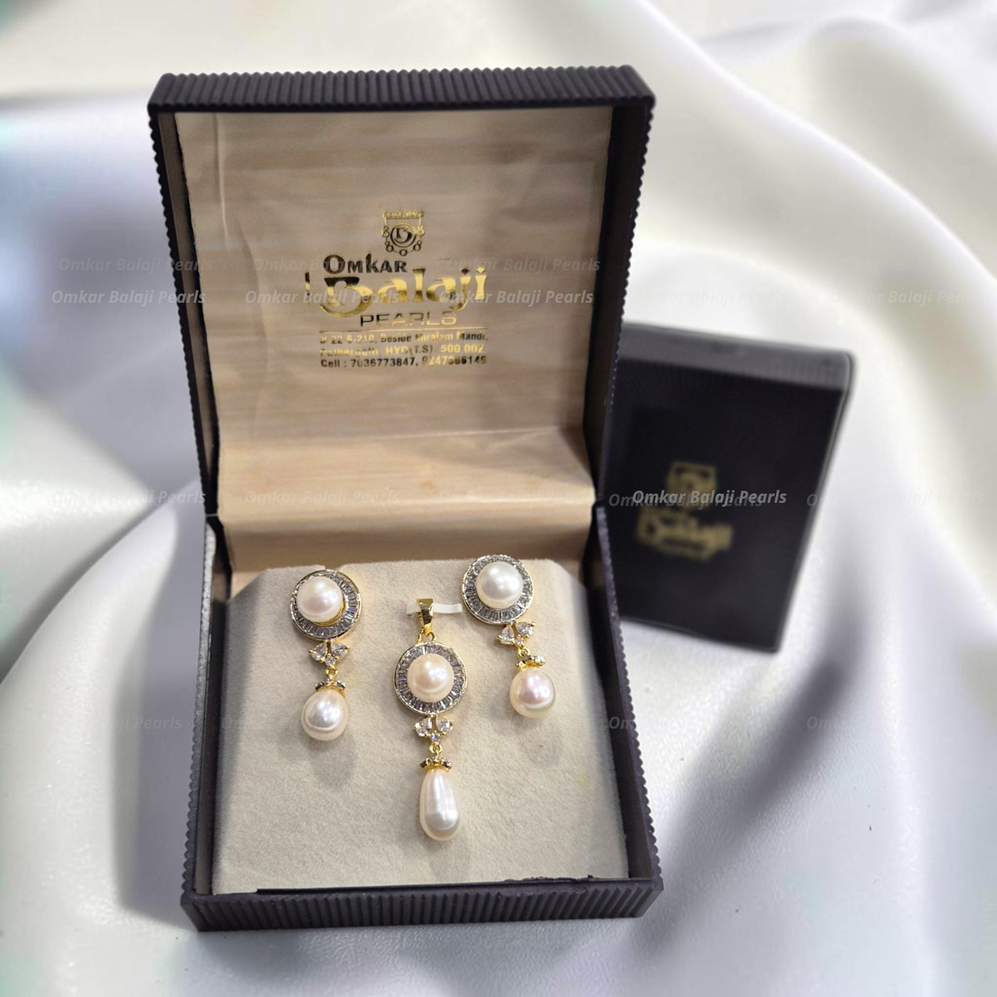 Rakhi Sale Locket Set #G40