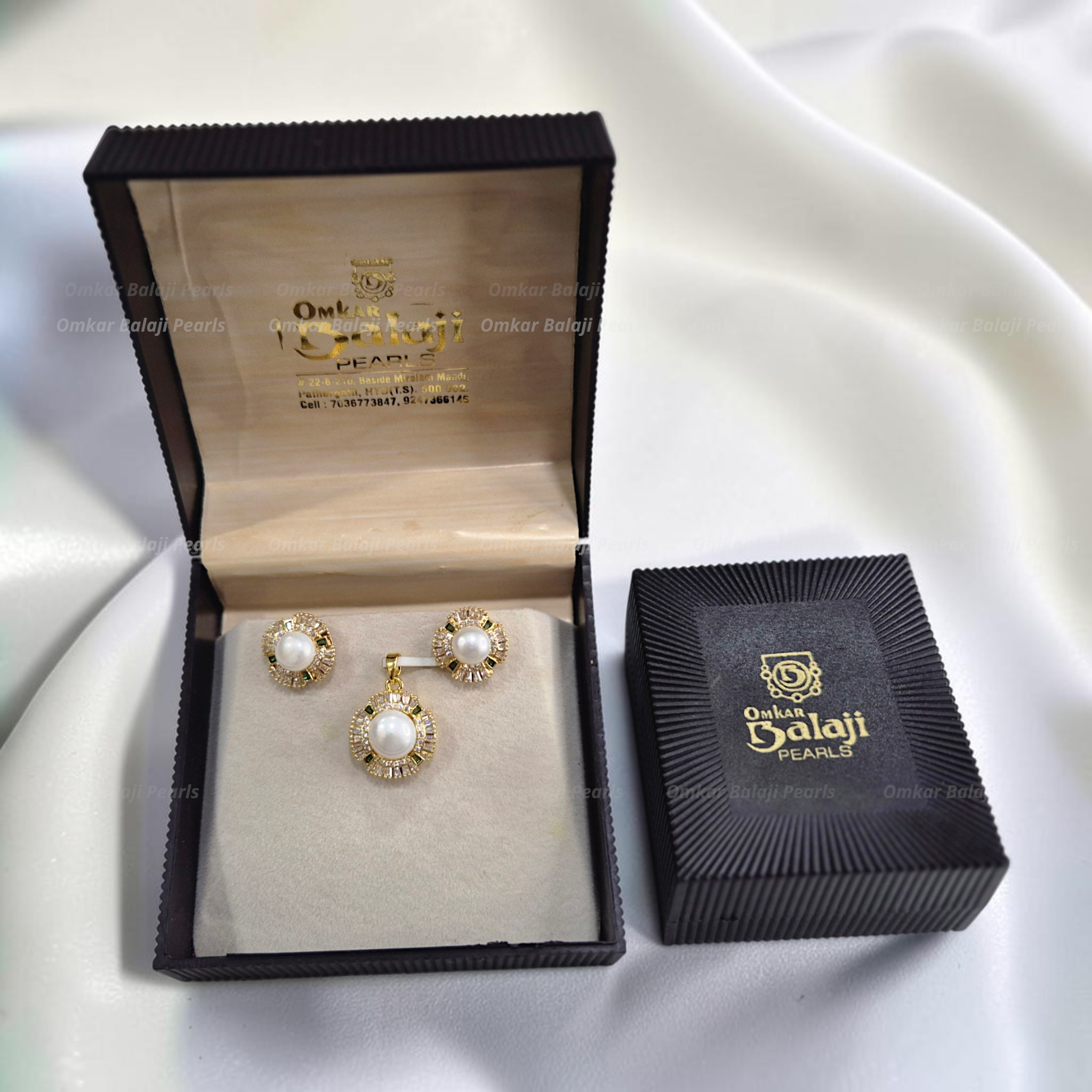 Rakhi Sale Locket Set #G79
