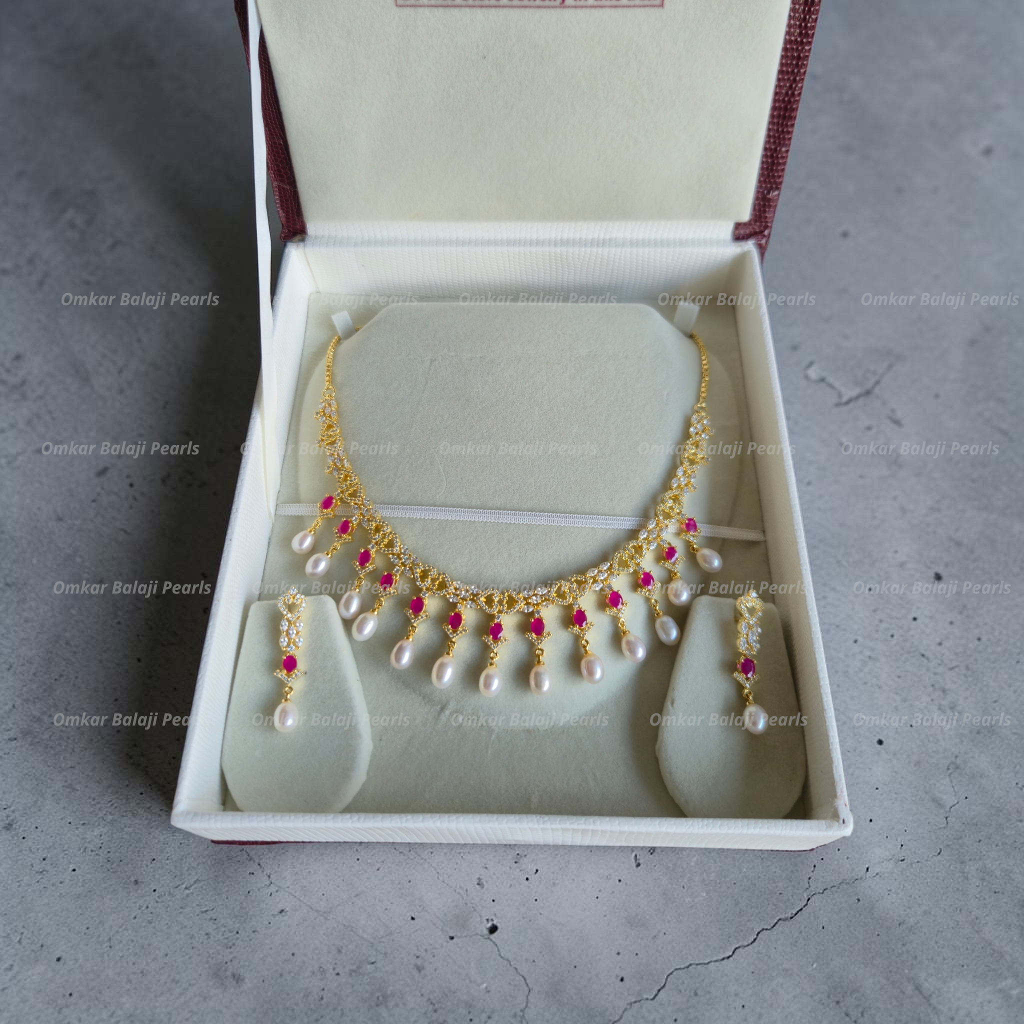 Royal Pearl Necklace set