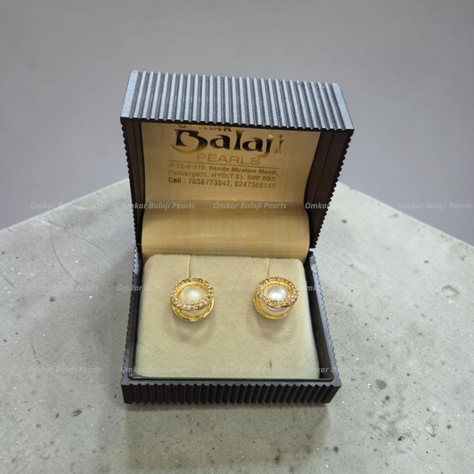 Statement Ear Studs 🤩