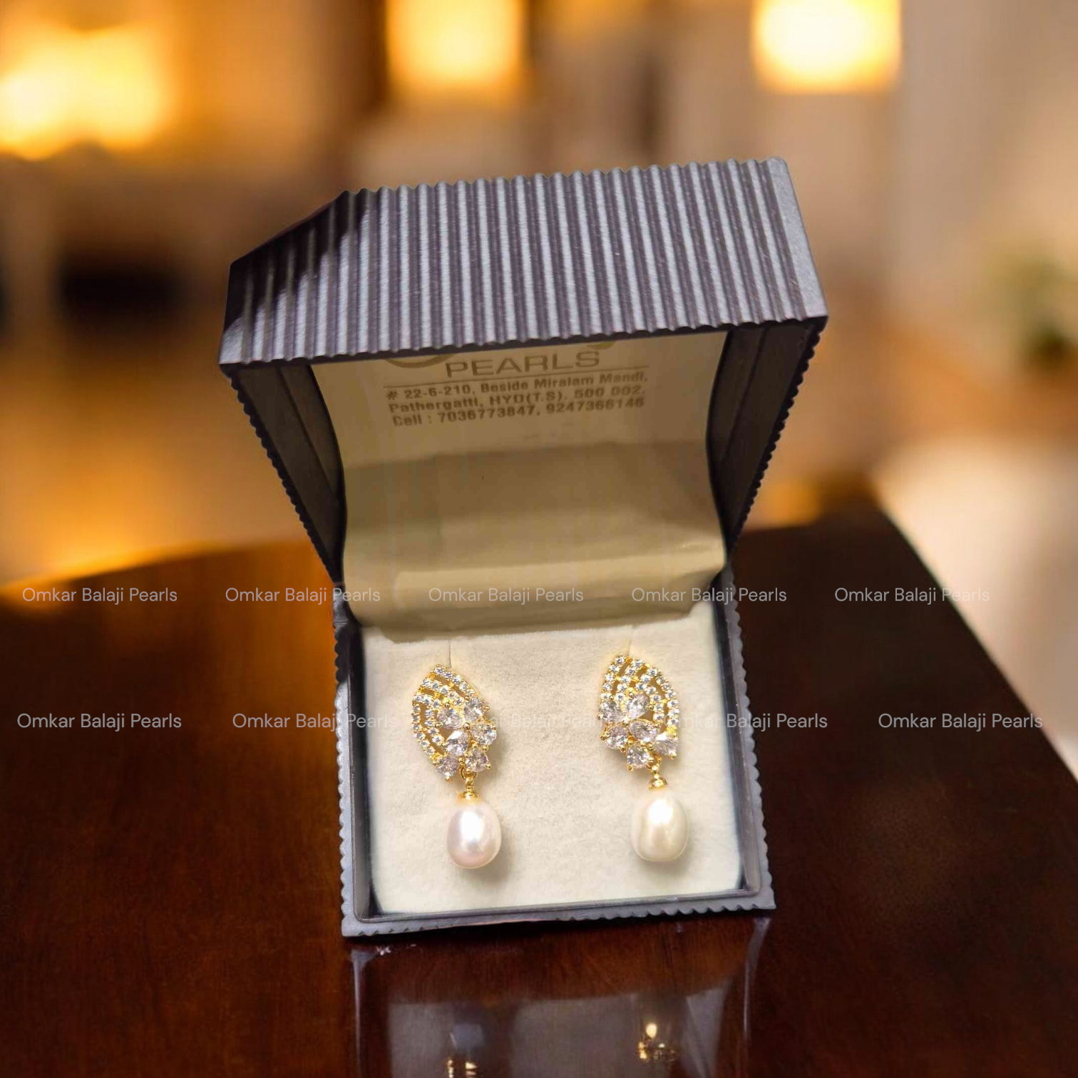 Pearls Earrings [ White ]